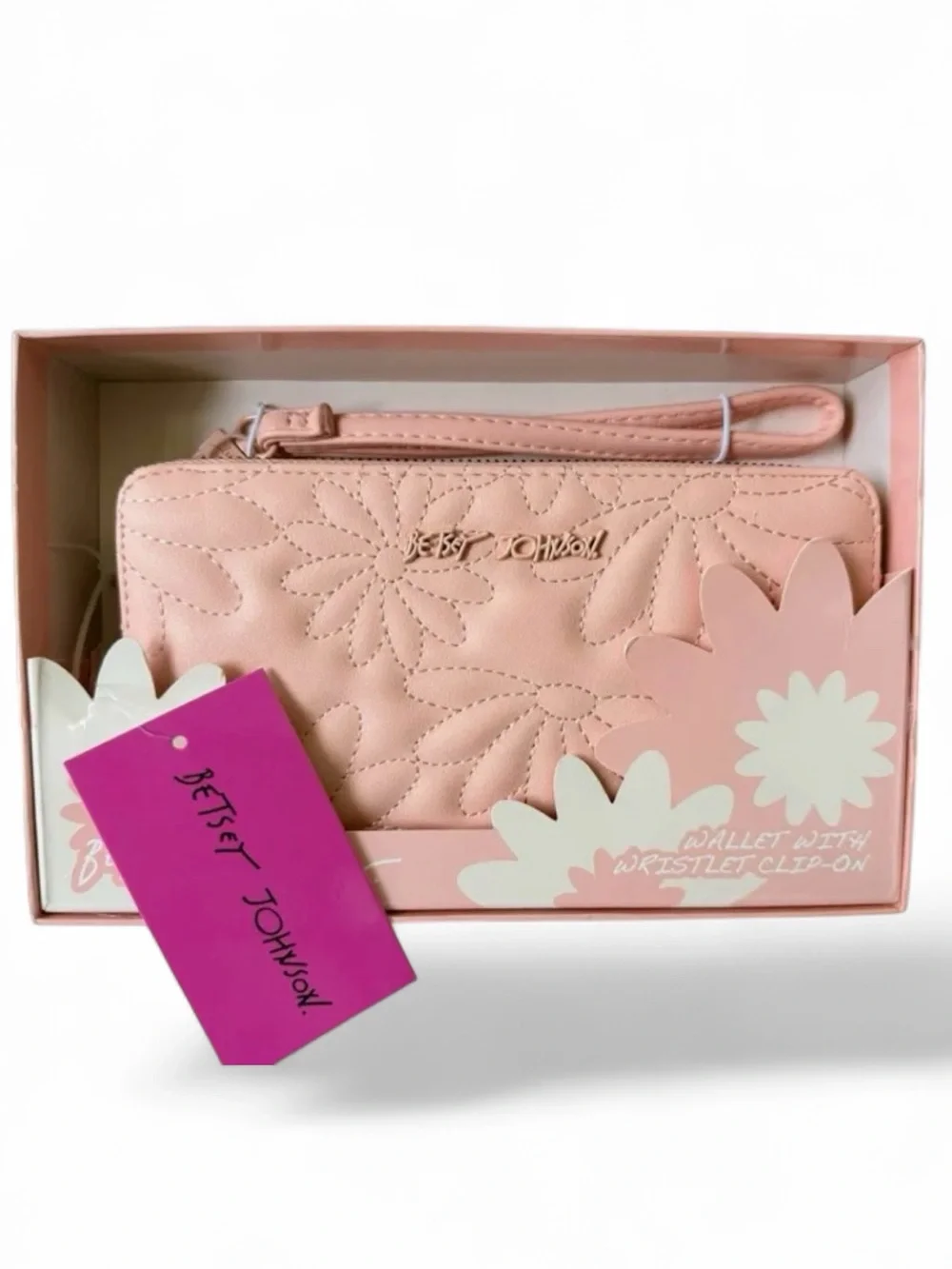 Betsey Johnson Boxed Pink Flower Quilted Wallet With Wristlet Strap Gift Barbie